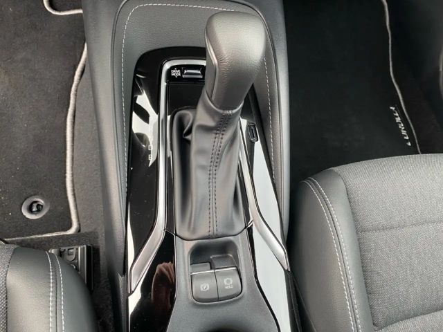 Toyota Corolla Hybride Team D