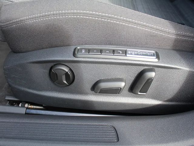 Volkswagen Passat Business DSG Variant