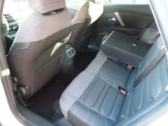 Citroën C4 PureTech Shine