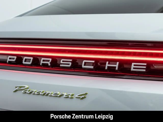 Porsche Panamera 4 E-Hybrid