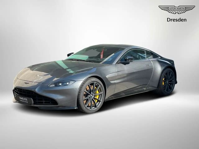 Aston Martin V8 V8