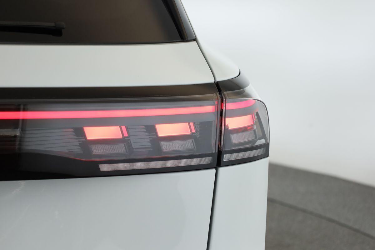 Volkswagen Tiguan 2.0 TSI DSG IQ.Drive R-Line