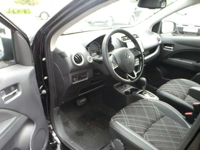 Mitsubishi Space Star CVT MIVEC Star