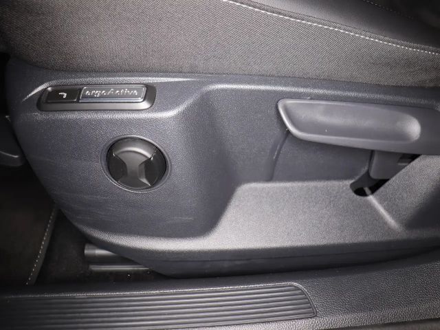 Volkswagen T-Roc DSG R-Line