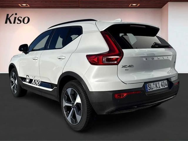Volvo XC40 Dark Plus