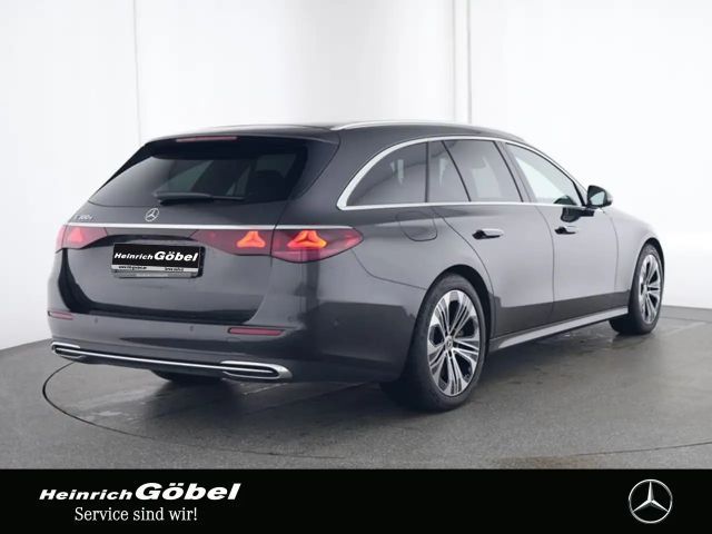 Mercedes-Benz E 300 AVANTGARDE Estate