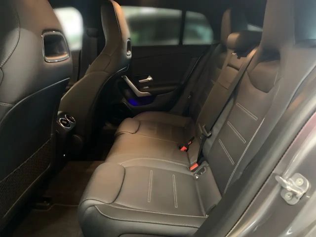 Mercedes-Benz CLA 180 AMG Line Shooting Brake