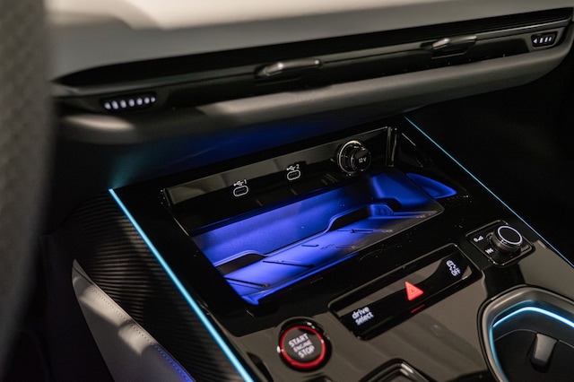 Audi A6 e-tron Avant Quattro