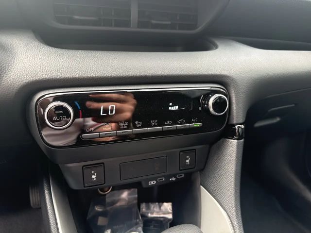 Mazda 2 Exclusive-line