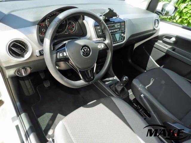 Volkswagen up! Active