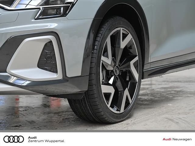 Audi A3 35 TFSI S-Line Sedan