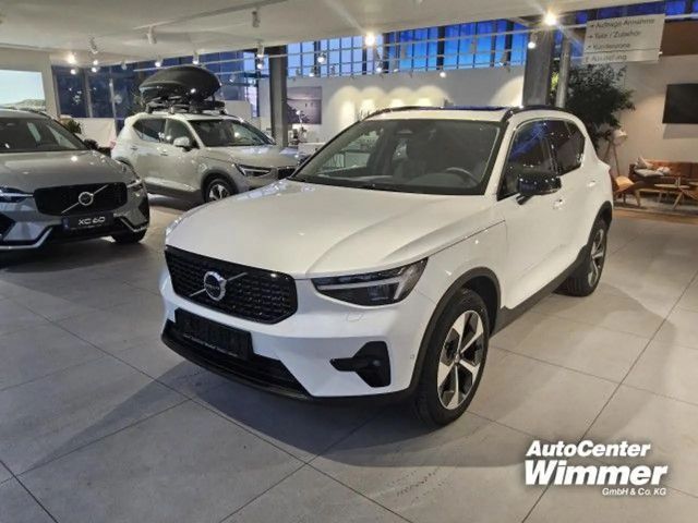 Volvo XC40 Dark Plus