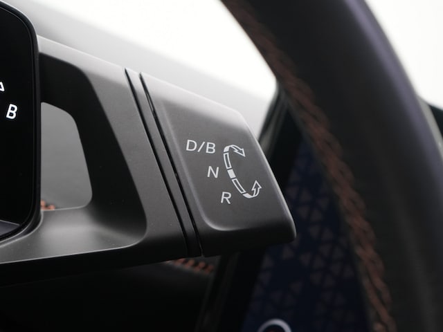 Cupra Born Born  PANO LED KLIMA PORT NAVI PDC