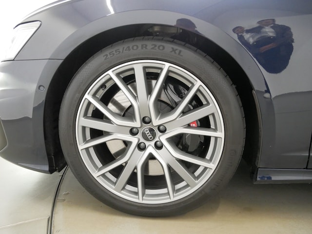 Audi S6 Avant Quattro