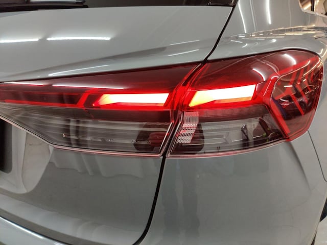 Audi Q4 e-tron SUV 45 e-tron Audi Q4 e-tron