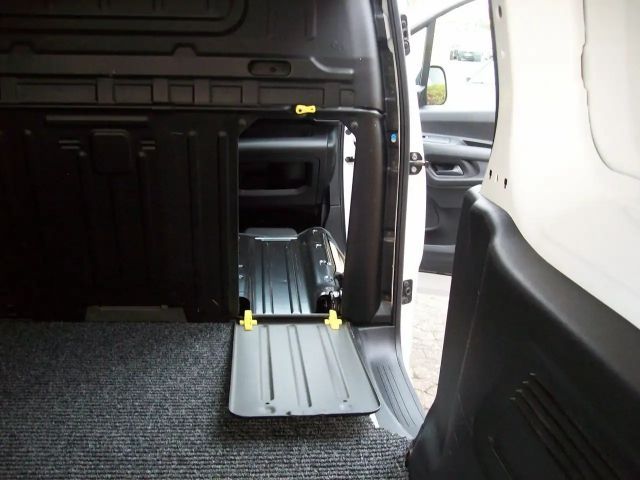 Opel Combo E 1.2 Cargo XL Holzboden Anhängerkupplung