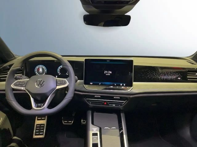 Volkswagen Passat DSG IQ.Drive R-Line Variant