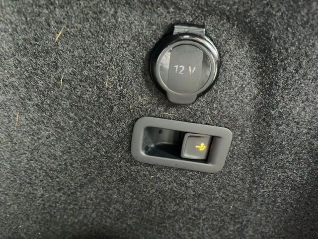 Volkswagen Golf 1.5 TSI R-Line Variant