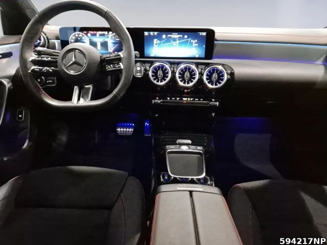 Mercedes-Benz CLA 250 4MATIC AMG Line Coupé
