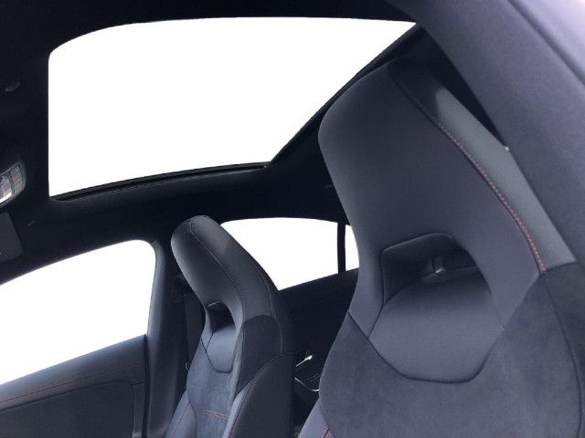 Mercedes-Benz CLA 220 AMG Line CLA 220 d Coupé