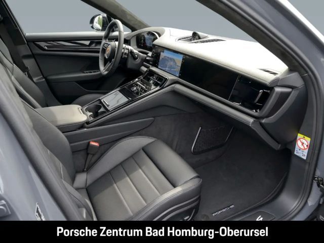 Porsche Panamera 4 E-Hybrid