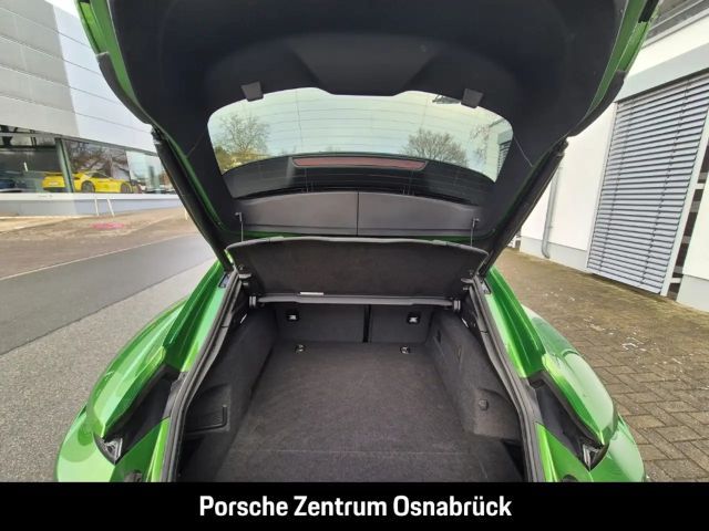 Porsche Taycan 4S Cross Turismo