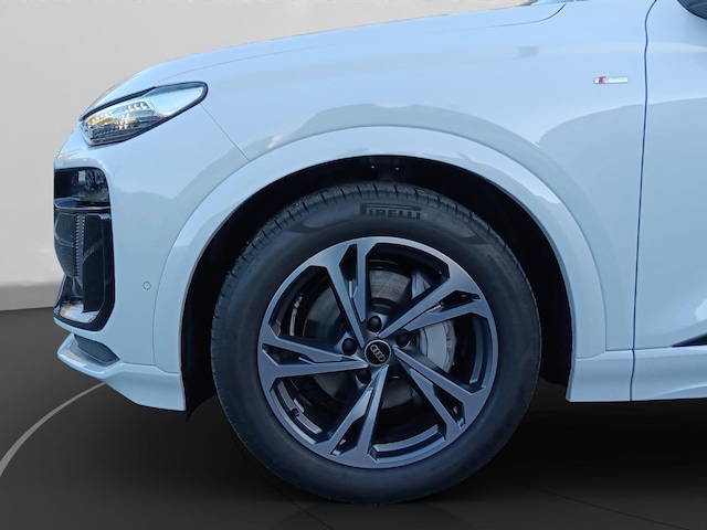 Audi Q6 e-tron Quattro