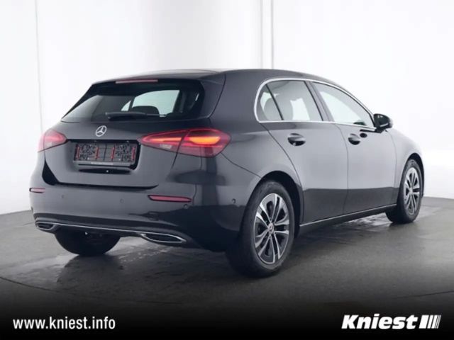 Mercedes-Benz A 180 Hatchback Progressive