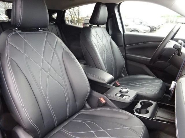 Ford Mustang Mach-E RWD