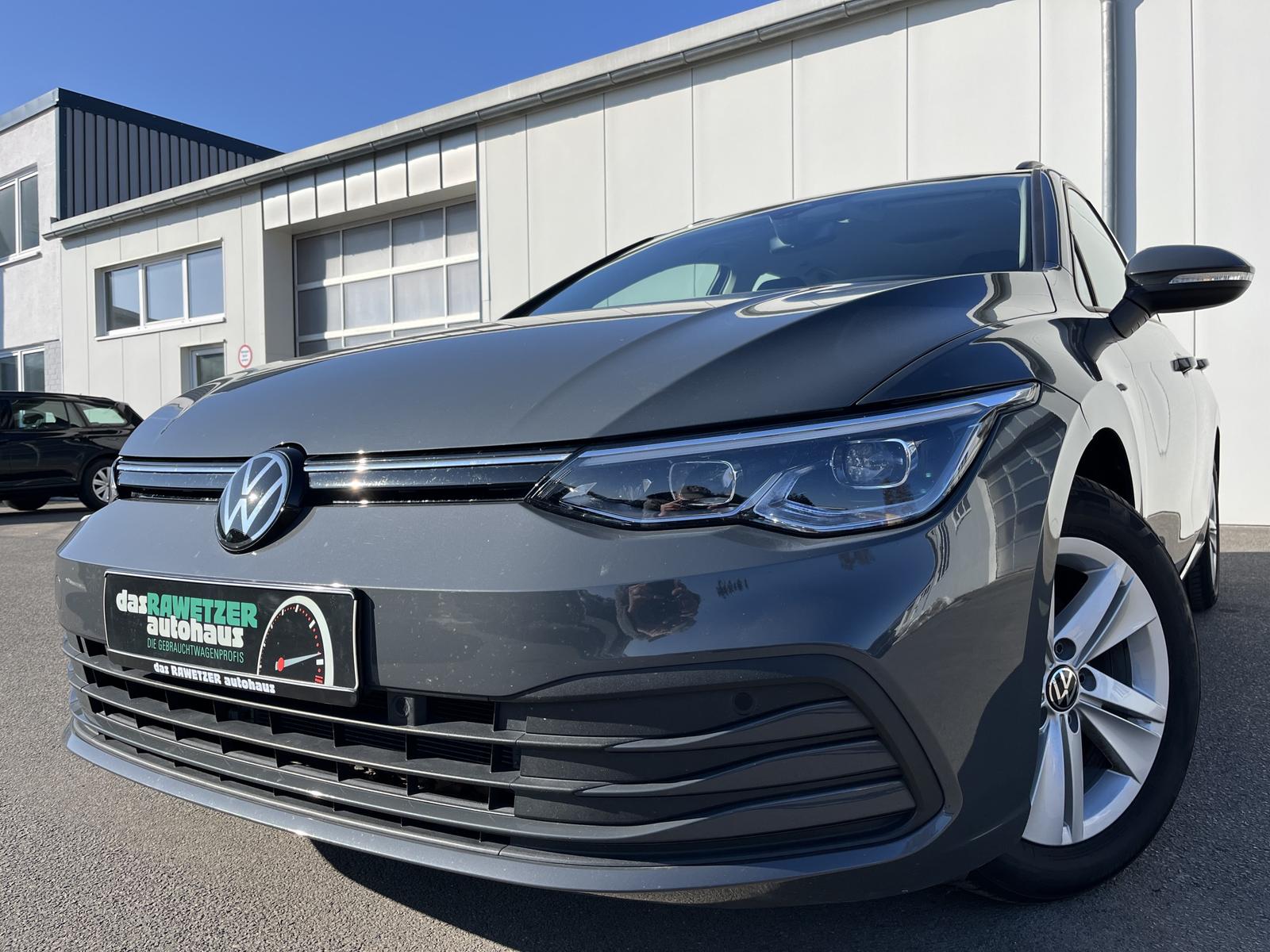 Volkswagen Golf 1.5 TSI DSG Life Variant
