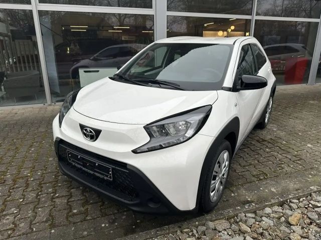Toyota Aygo X Hatchback Play X-play
