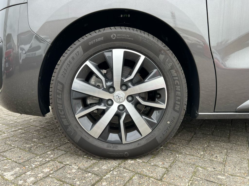 Toyota Proace Verso EV L1 Plus Team D