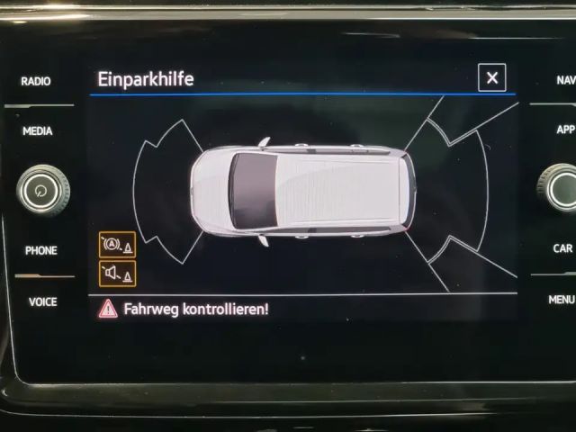 Volkswagen Touran 2.0 TDI DSG R-Line