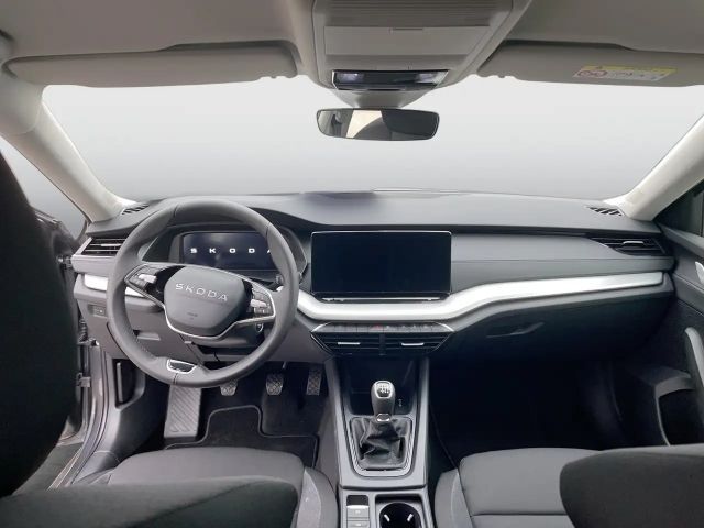 Skoda Octavia Essence TSI