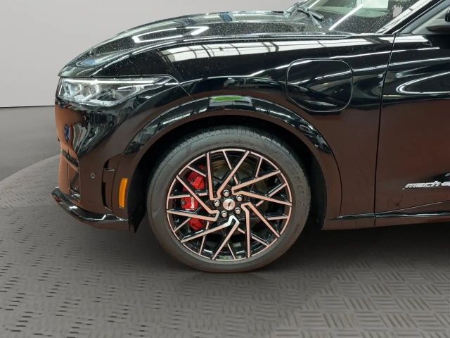 Ford Mustang Mach-E AWD GT