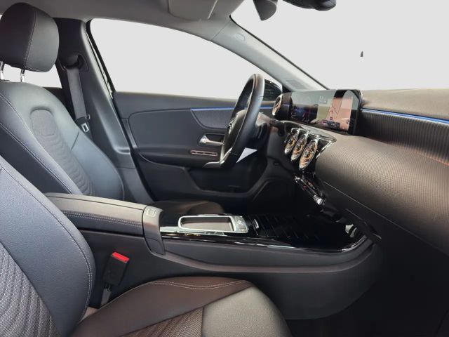 Mercedes-Benz A 200 Progressive