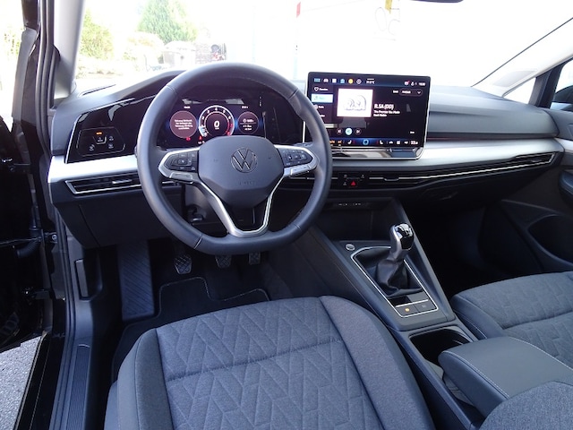 Volkswagen Golf 1.5 TSI Life Variant