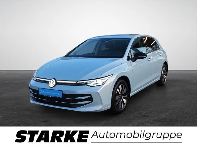 Volkswagen Golf 1.5 eTSI DSG