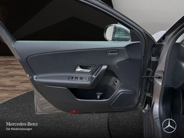 Mercedes-Benz A 250 A 250 e Style