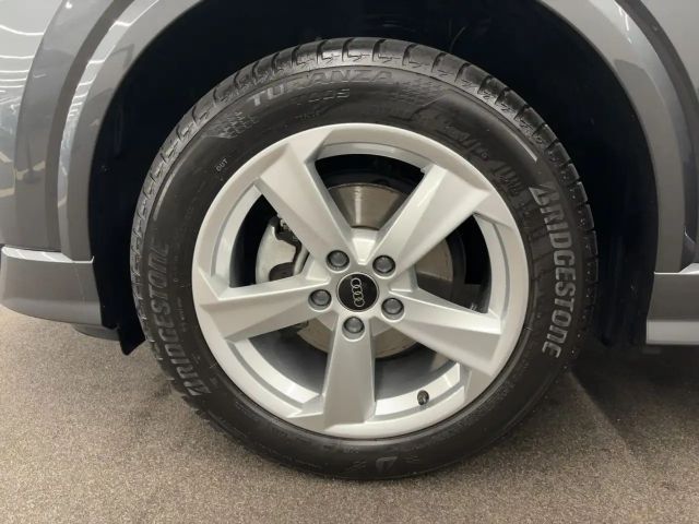 Audi Q2 35 TFSI S-Line