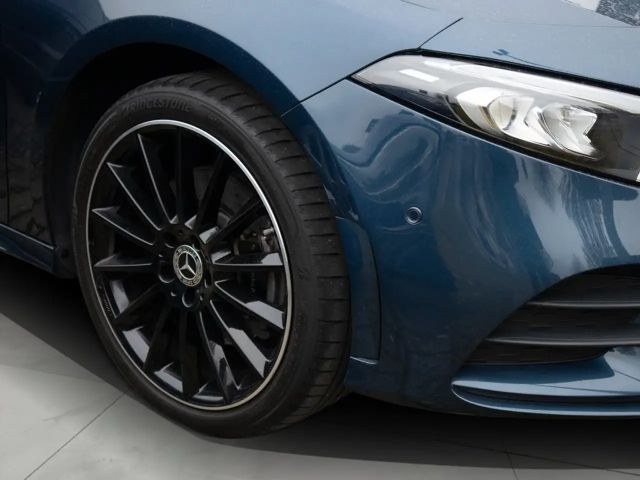 Mercedes-Benz A 250 A 250 e AMG Line