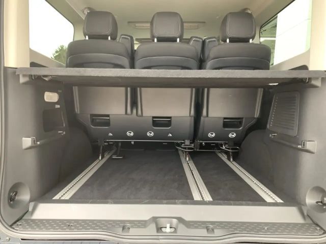 Renault Trafic Blue Grand Spaceclass