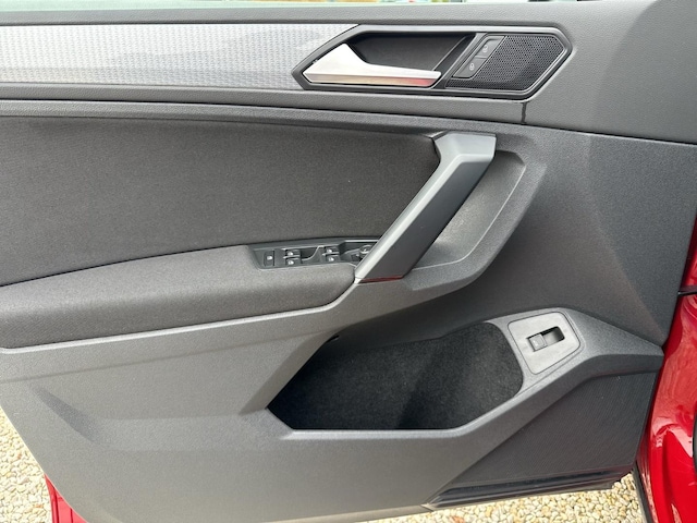 Volkswagen Tiguan TSi CarPlay/Black/ACC/LED/Navi/PDC