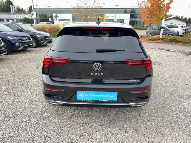 Volkswagen Golf Style eHybrid