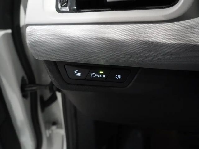 BMW 216 216i Active Tourer Sedan