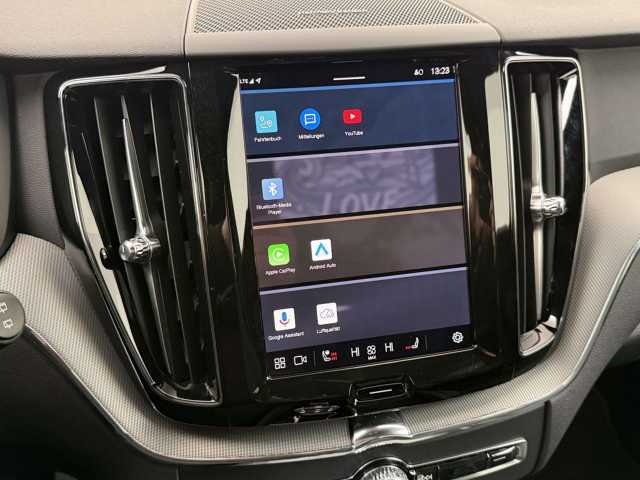 Volvo XC60 AWD Plus T8