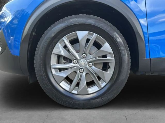 Peugeot E-2008 Active Pack