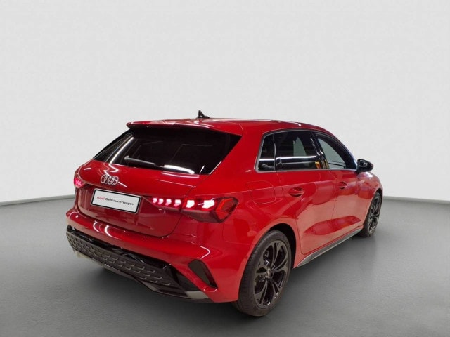 Audi A3 30 TFSI S-Line S-Tronic Sportback