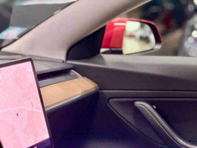 Tesla Model 3 AWD Long Range