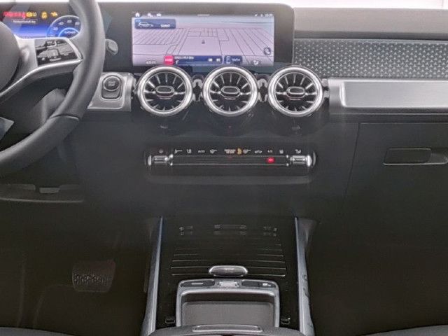 Mercedes-Benz EQB 300 4MATIC